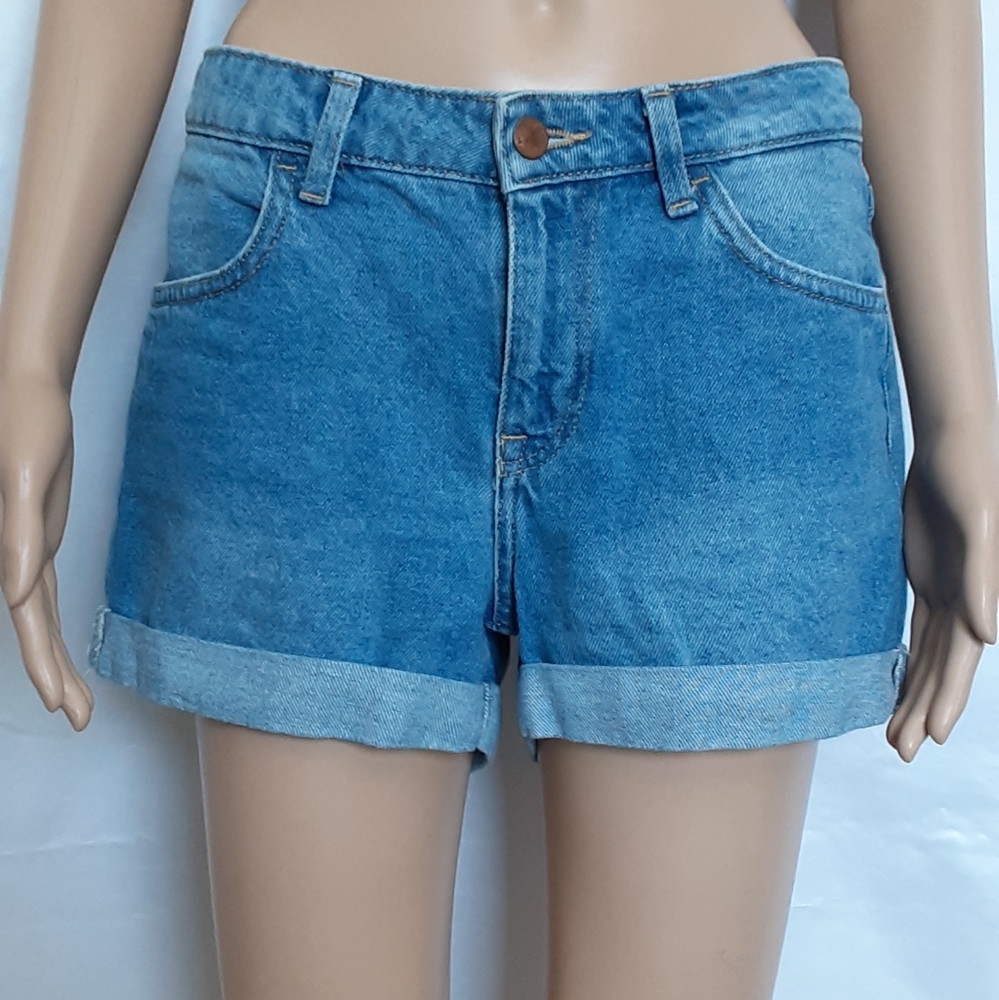 H&M denim shorts size 8